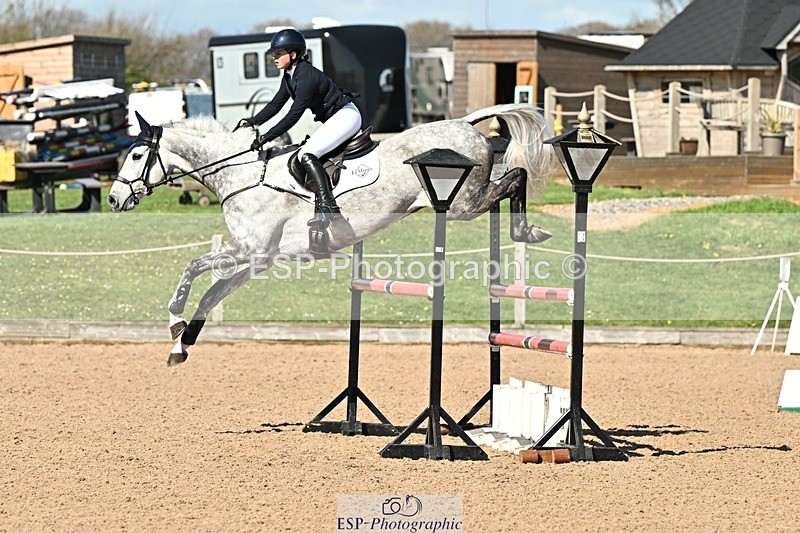 250416-153502-01799 - Cls 6 Foxhunter and 1.20m