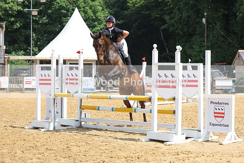 3E7A5901 - Class 5: Senior 95cm