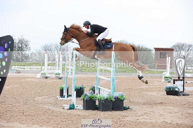 250424-120901-05240 - Cls 1 - 2 Star Small Tour