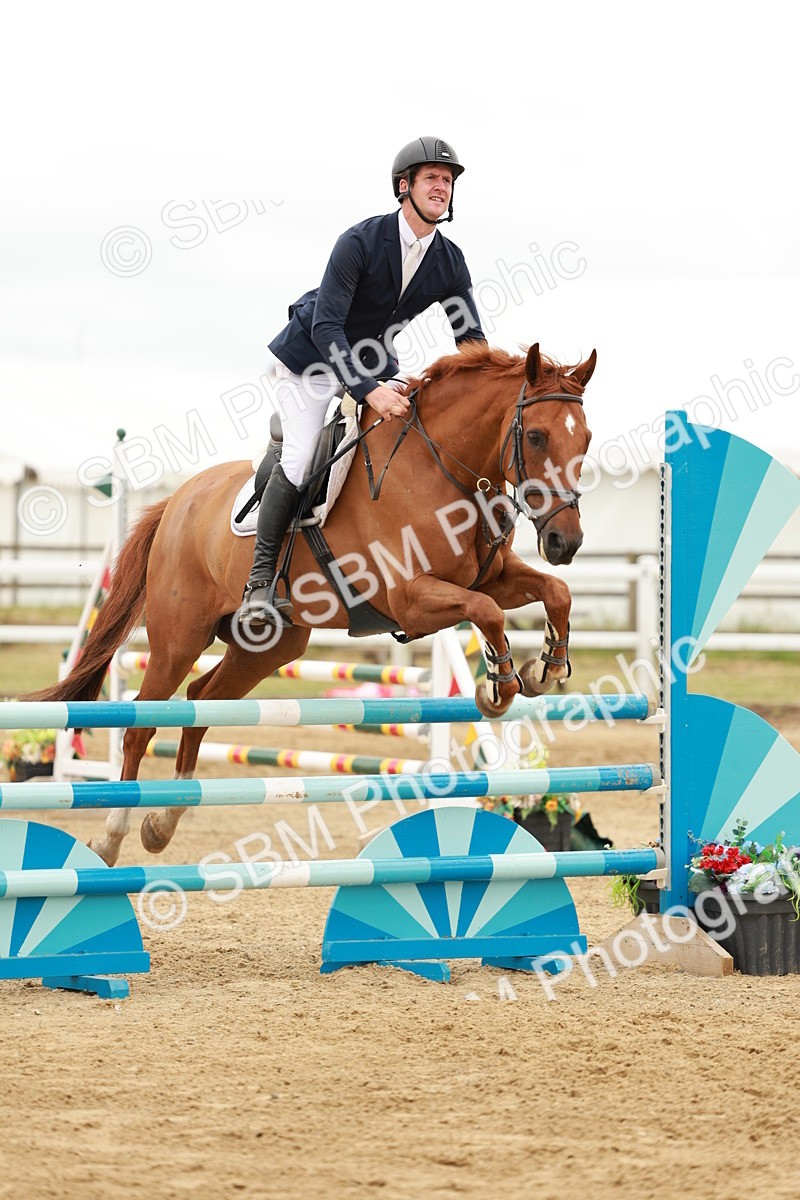 SBM_006807 - Class 2 - Senior Discovery - 1.00m Open