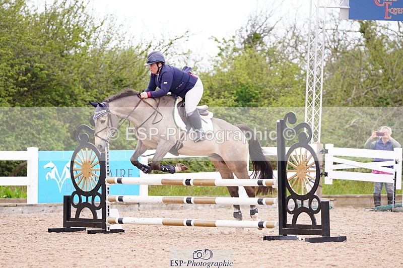 240506A-153916-09933 - Cls 21 Club 80cm