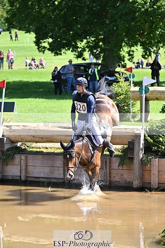 240525-105121-12087 - 320-CARPO_VIVENDI-Jack_Pinkney