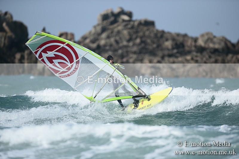 WS 020413-22 - Windsurfing