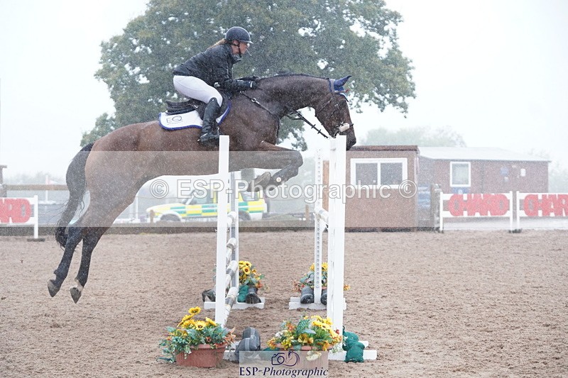 241006A-143442-07930 - Cls 21 Snr Fox & 1.20 Open