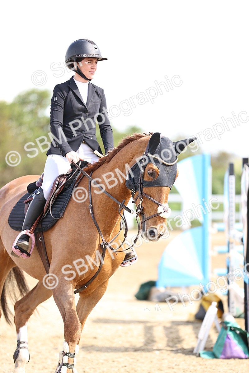 SBM_004291 - Class 17 - Senior Newcomers - 1.10m