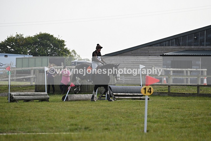 WJ6_9865 - 40cm XC Time 10:05 to 10:36