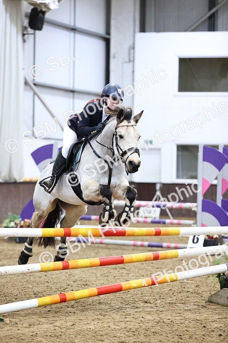 SBM_1861 - Class 7 - Equissage Pulse Senior BritiNovice/ 90cm Open