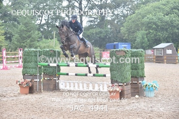 JAC_4941 - CLASS 16 SUN Senior Newcomers/ 1.10m Open
