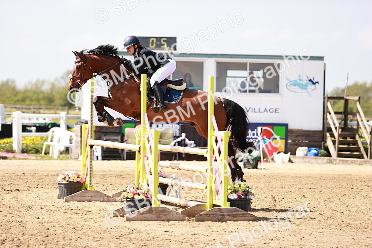  - Class 23 - Senior 1.05m