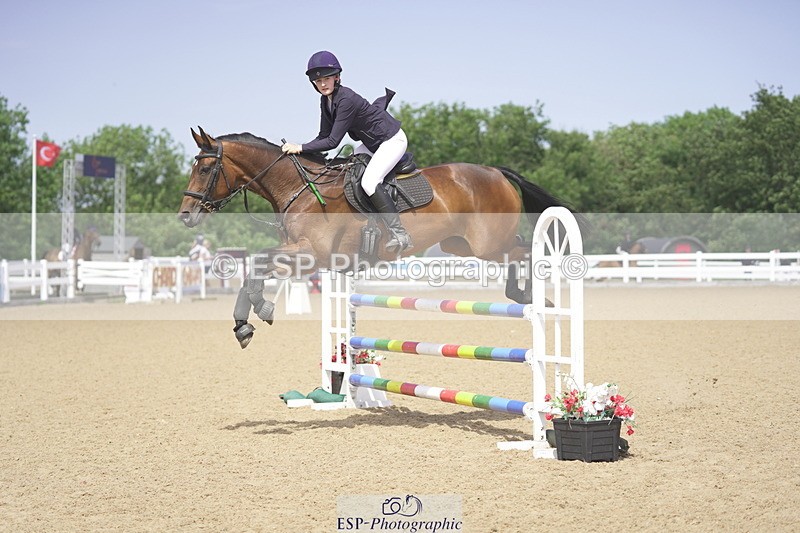 230810A-131940-02380 - Cls 4 1.05m Amateur Quali