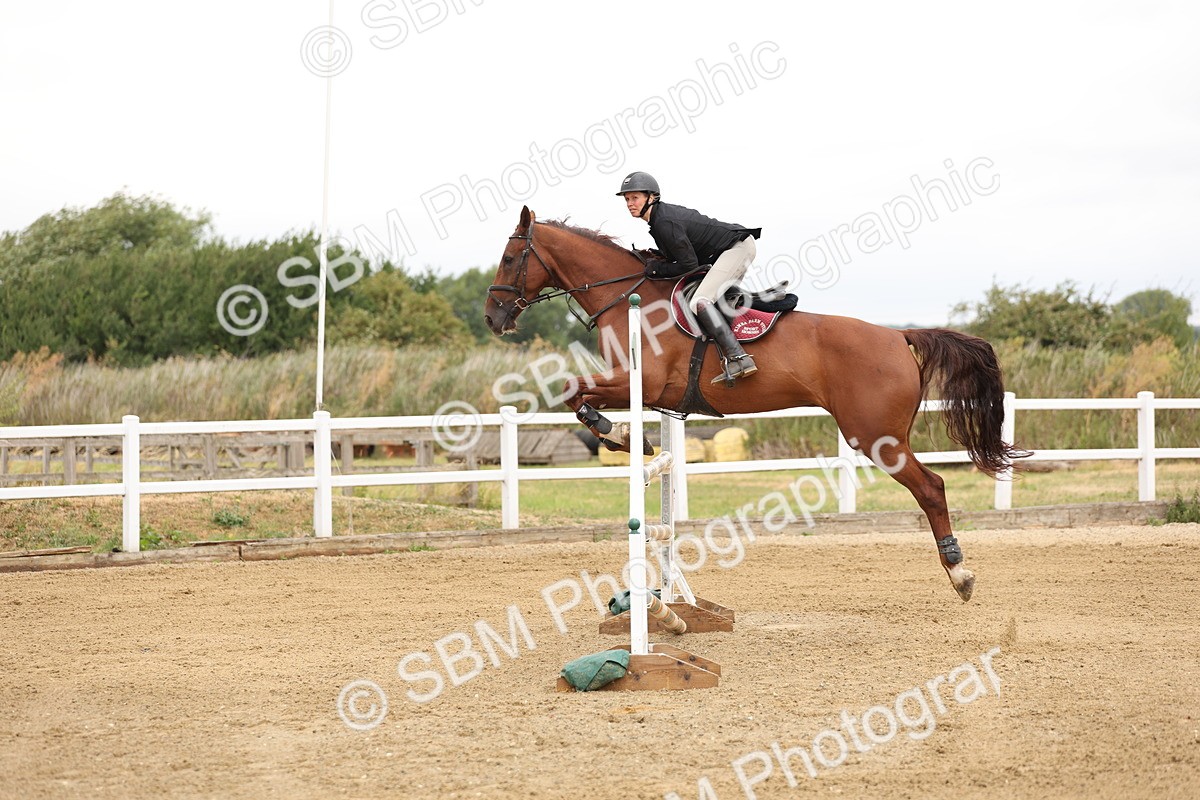 SBM_023928 - Class 6 - Senior Newcomers 1.10m