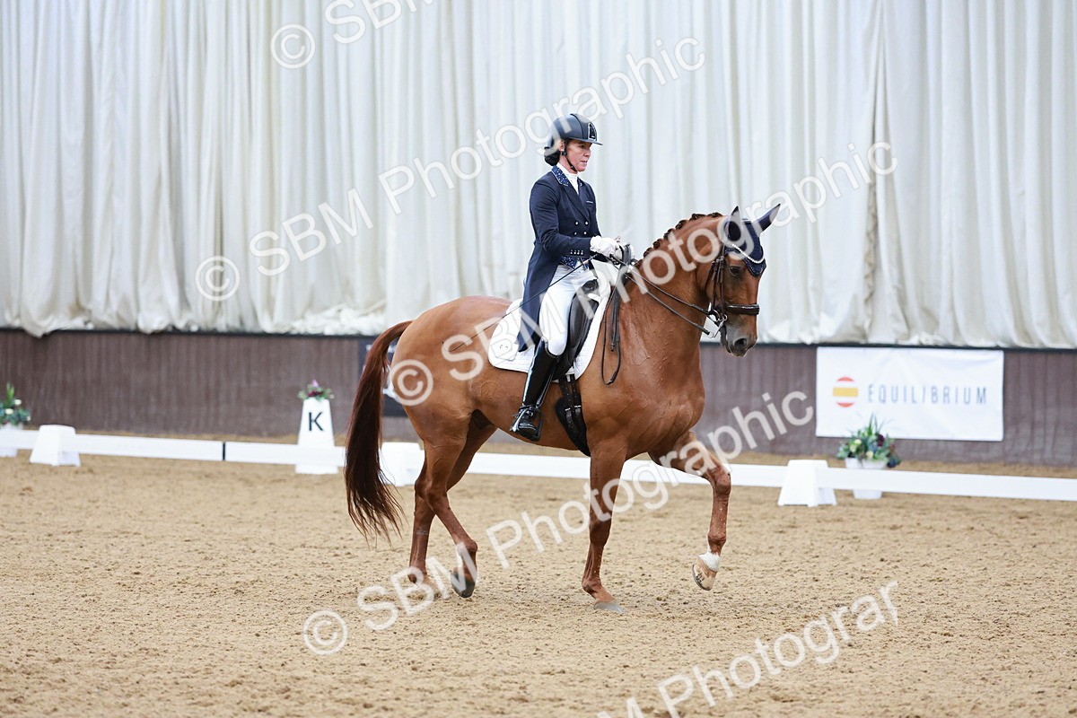 SBM_016391 - Class 5 - FEI INT II - 17.24-18.20