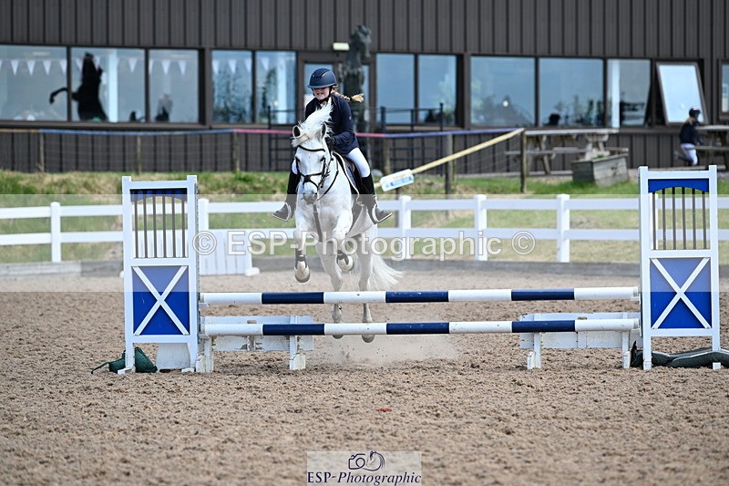 240609A-120355-04401 - Cls 23 Pony Intro 70cm