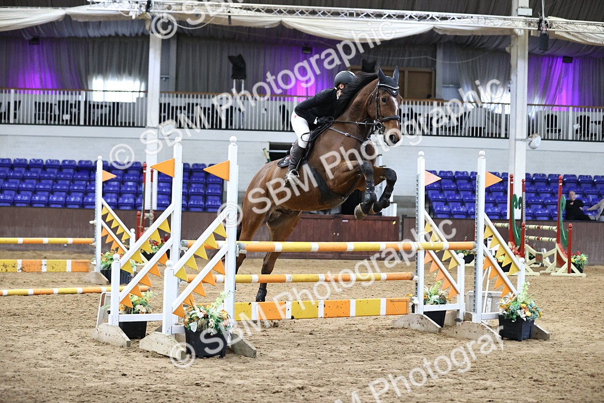 SBM_001711 - Class 4 - Senior Newcomers - 1.10m Open