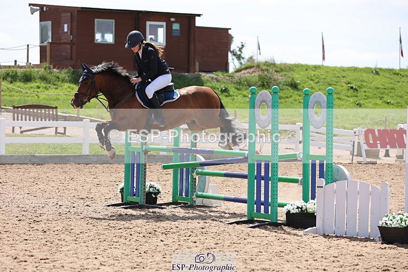 240629A-105304-04311 - Cls 17 Discovery and 90cm Open