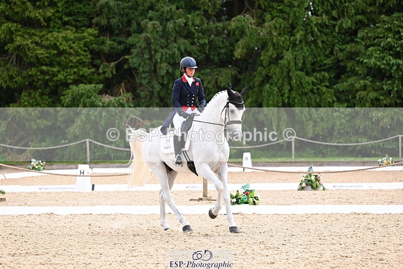 240524-102411-08097 - 416-CRISTAL_FONTAINE-Kitty_King