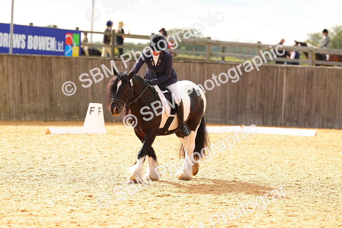SBM_47430 - D6 - Small Tour Championship - Intro C