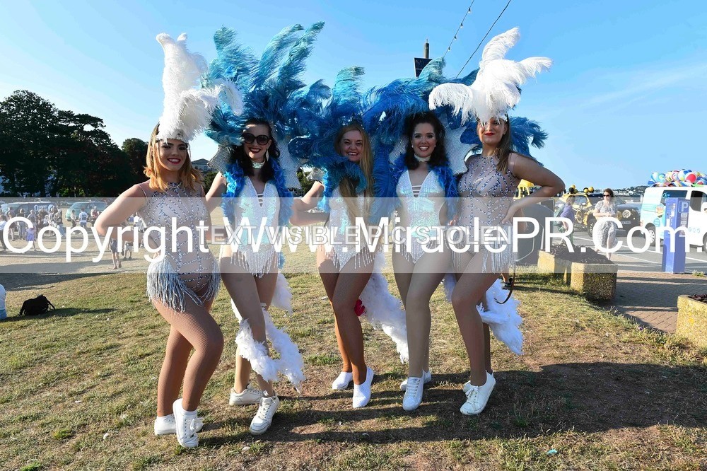 SH4_3389 - Carnival Procession.