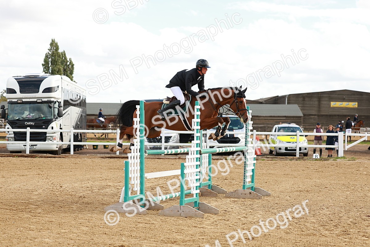 SBM_001250 - Class 4 - Senior Newcomers - 1.10m