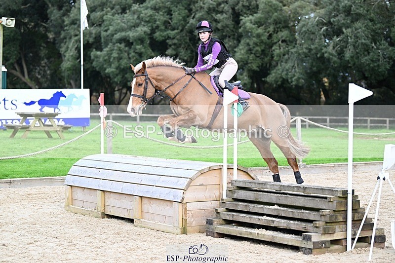 241117-131058-04075 - Cls 3 90-95cm 13.00 to 14.00