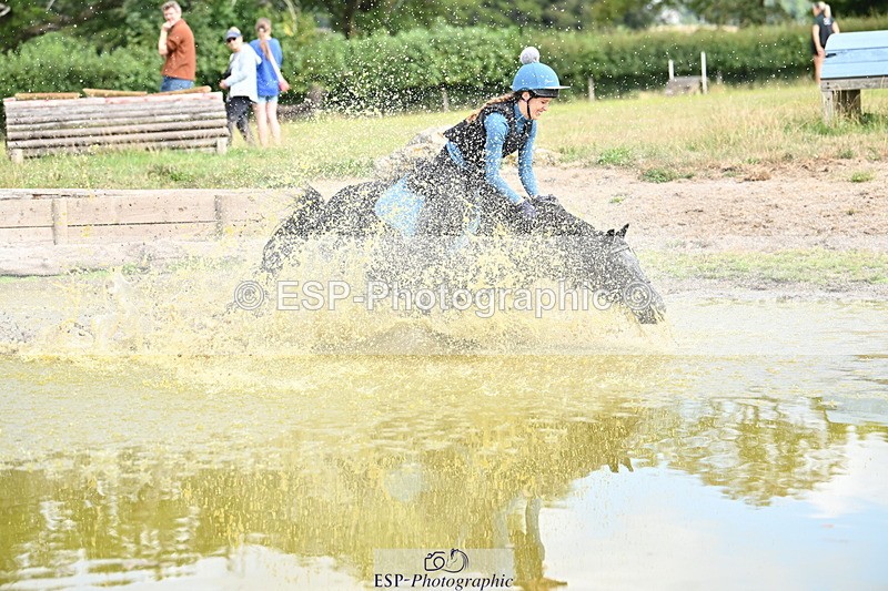 250821B-111546-00234 - Group B - Danielle