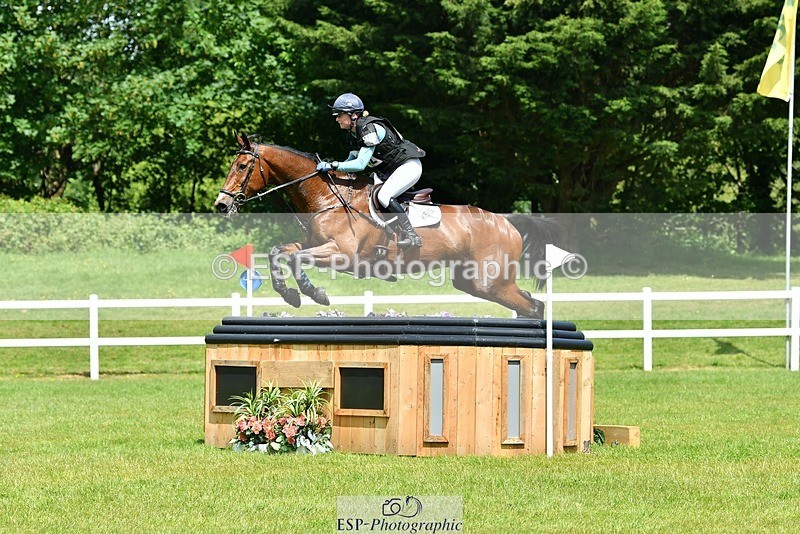 230528-134339-17270 - 462-WOODLANDS_BE_DARING-Sasha_Hargreaves-XC