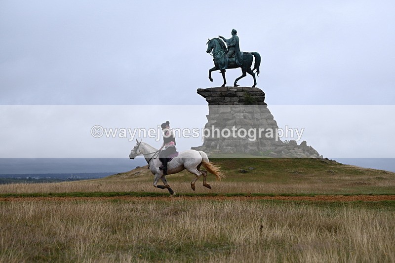 DSC_2229 - Time at Statue 12:34 to 12:56