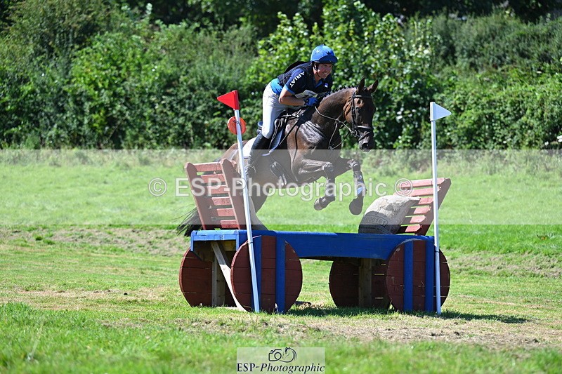 240811A-144831-05562 - 164-