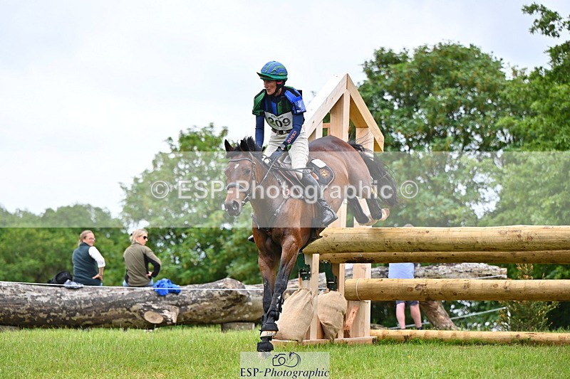 250524A-143620-13872 - C-209-Sarah.Gairdner-WESTPOINT.QUICK.LETS.PARTY