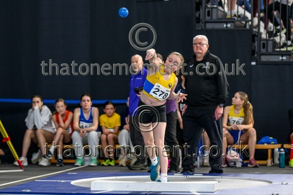 AgeInd25SUN-912178 - Field Female