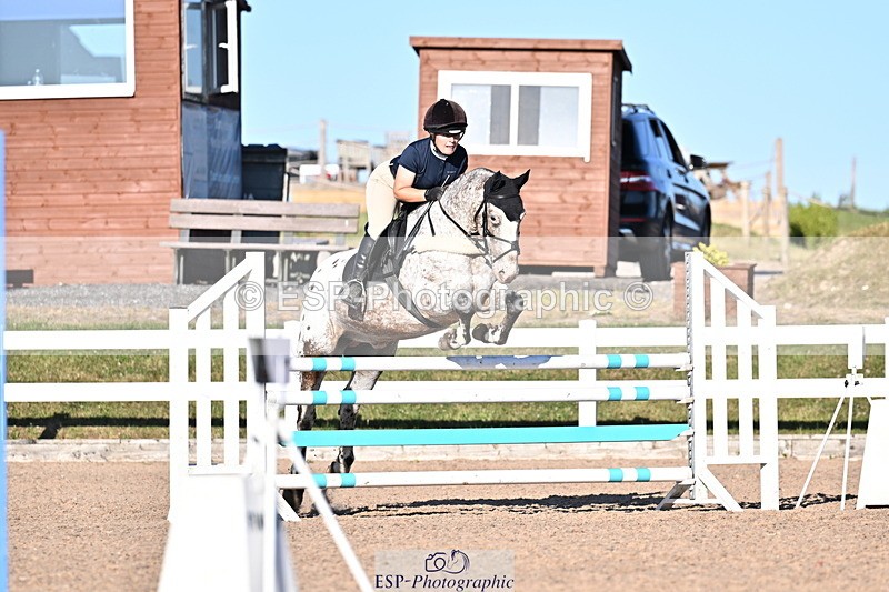 250708A-185459-00669 - 100cm Classes