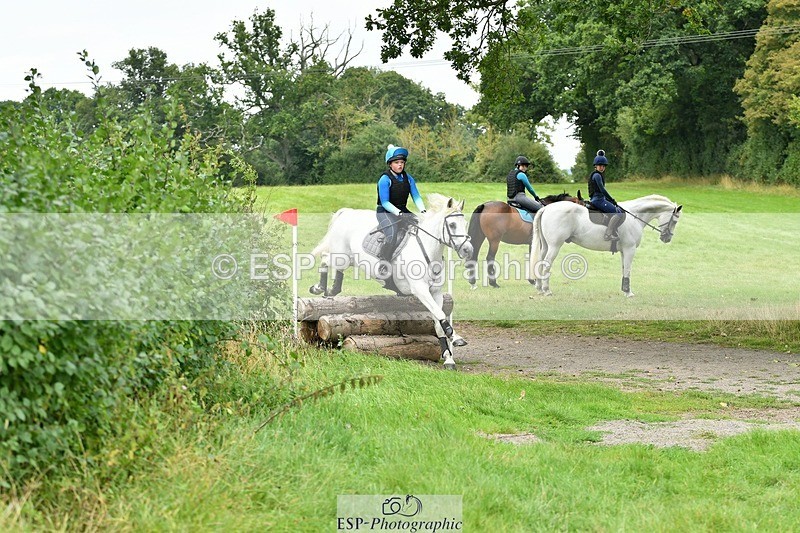 230817-143300-01311 - Theo's 2nd Group - XC