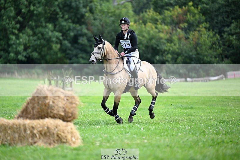 240803-142426-07549 - 219-Frankie_Mckechnie-DUNBYMOONLIGHT