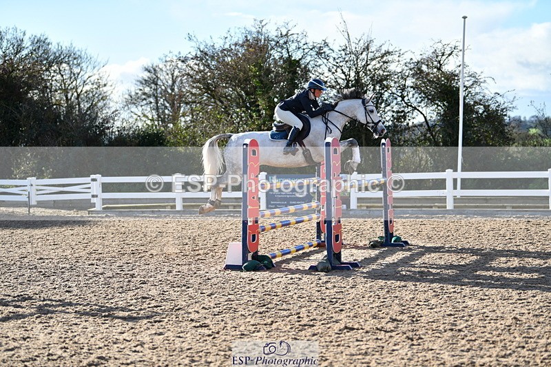 231110A-145946-00956 - Cls 6 Foxhunter & 1.20m Open