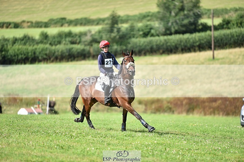 240803-164150-09337 - 271-Rosie_Bradley-Hole-OUT_OF_THE_BLUE_XIV