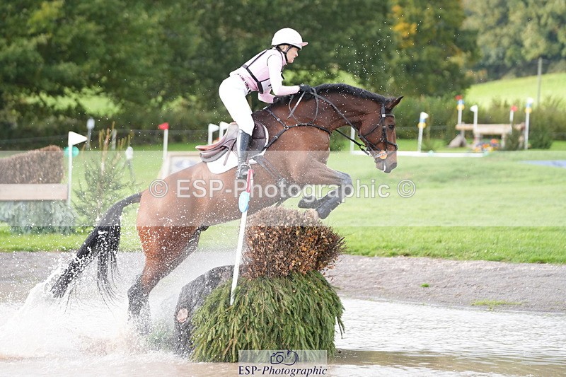 251024A-133025-11143 - B-149-Kate.Rowe