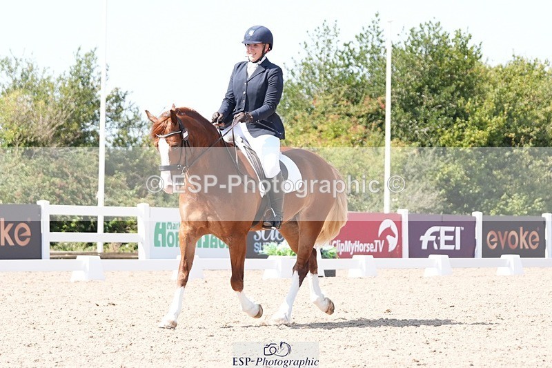 250817-145438-11092 - 178-Ella.MatraversMenai.Cosmic.Inferno