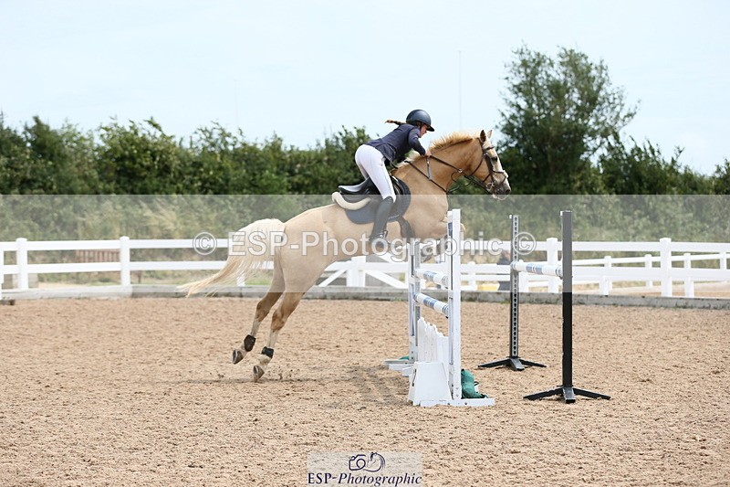 230716A-150029-04147 - Class 25a Pony Fox & 1.10 Open