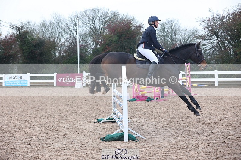 231112A-094211-03030 - Cls 17 Blue Chip Novice Winter Qualifier