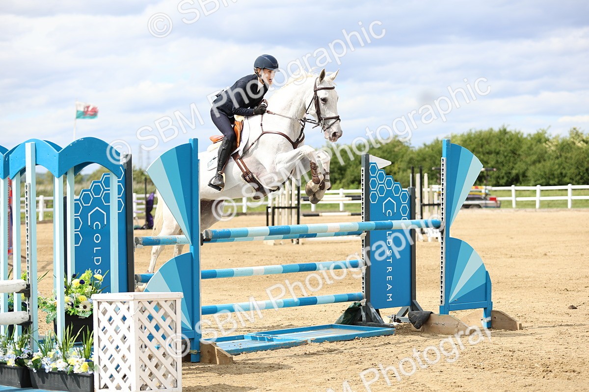 SBM_001253 - Class 5 - Senior Foxhunter - 1.20m
