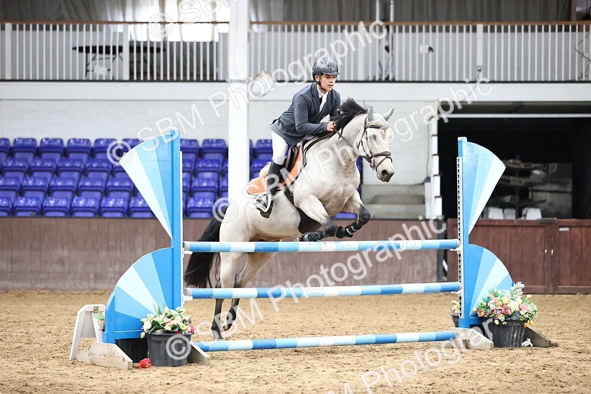SBM_001209 - Class 5 - Blue Chip Pony Newcomers 1.00m Open