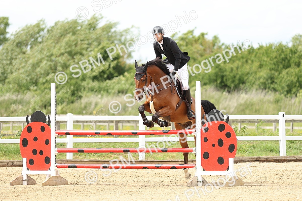 SBM_001080 - Class 4 - Senior Newcomers - 1.10m