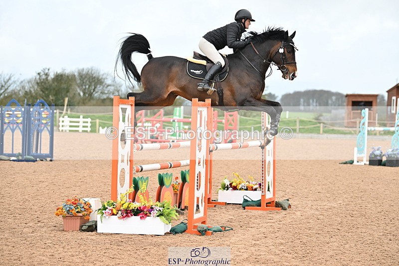 240315A-123647-00974 - Cls 3 Snr Foxhunter