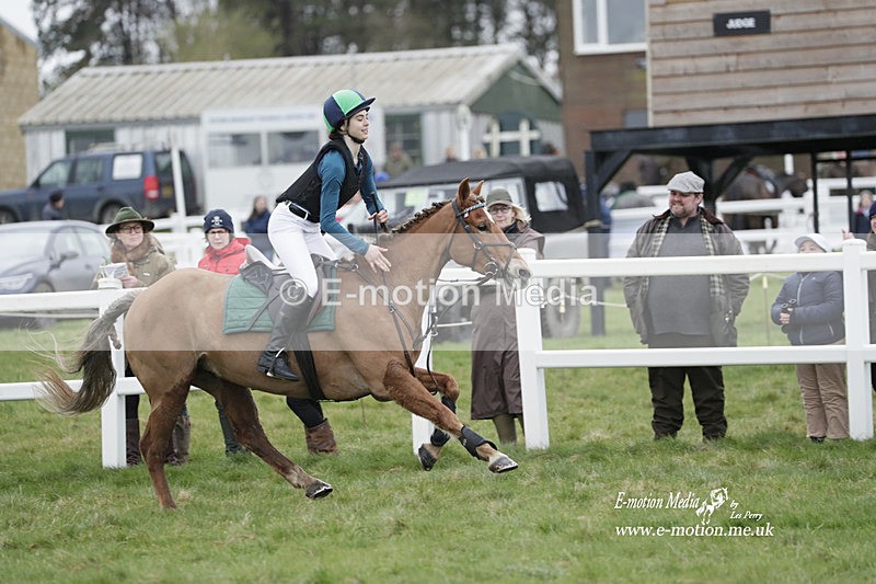 PtP 260323 0048 - New Forest Hounds Point-to-Point Larkhill 26/03/23