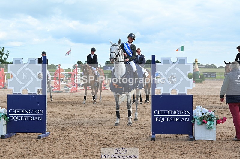 230721A-172304-08076 - Cls 10, 2 Star Big 1.45m Break to End