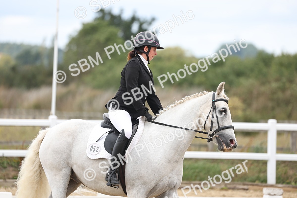 SBM_003712 - Class 8 - Novice 3 Champs