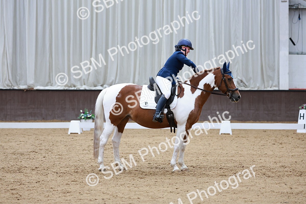 SBM_009010 - Class 6b - Novice 6 - 11.02-12.19