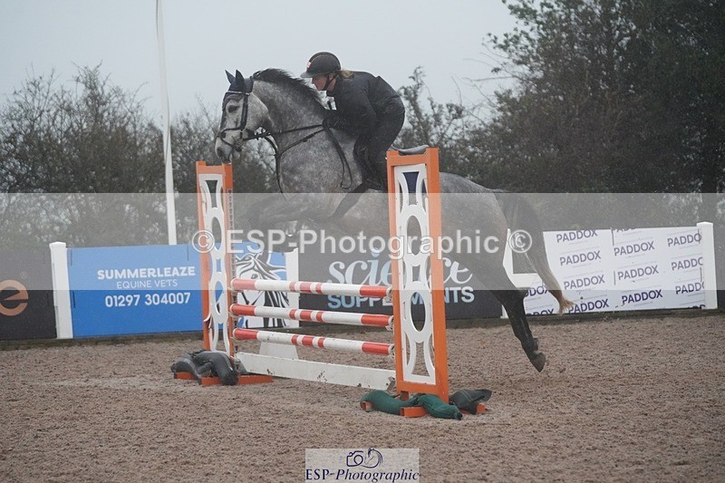 251207-101127-01628 - Cls 16 Blue Chip Winter Qualifier and 90cm
