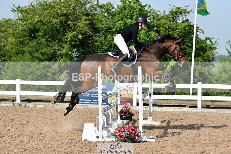 240511A-095328-11398 - Cls 28 95cm National Am Quali