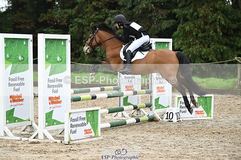 250418A-141423-01098 - UnAff 70cm